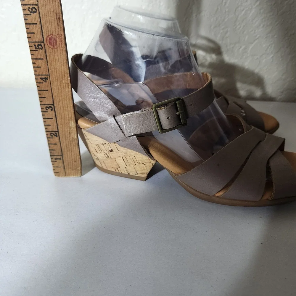 Korks by Kork-Ease Womens Taupe Leather Strappy Cork Wedge Sandals Ankle Strap